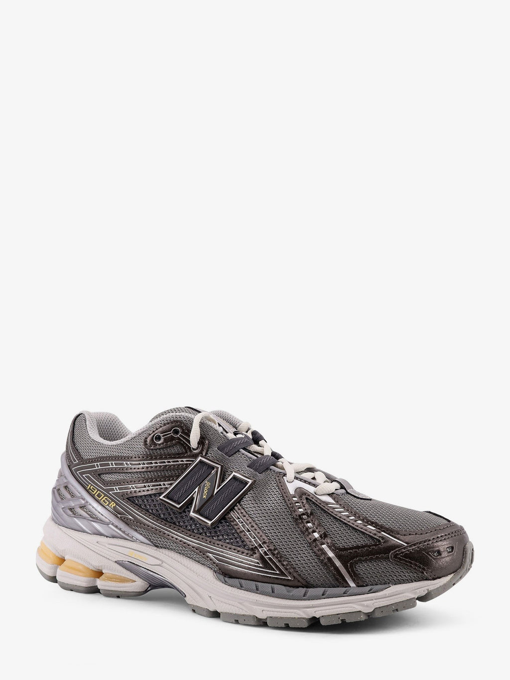 19064 mesh sneakers with logo on the side 2
