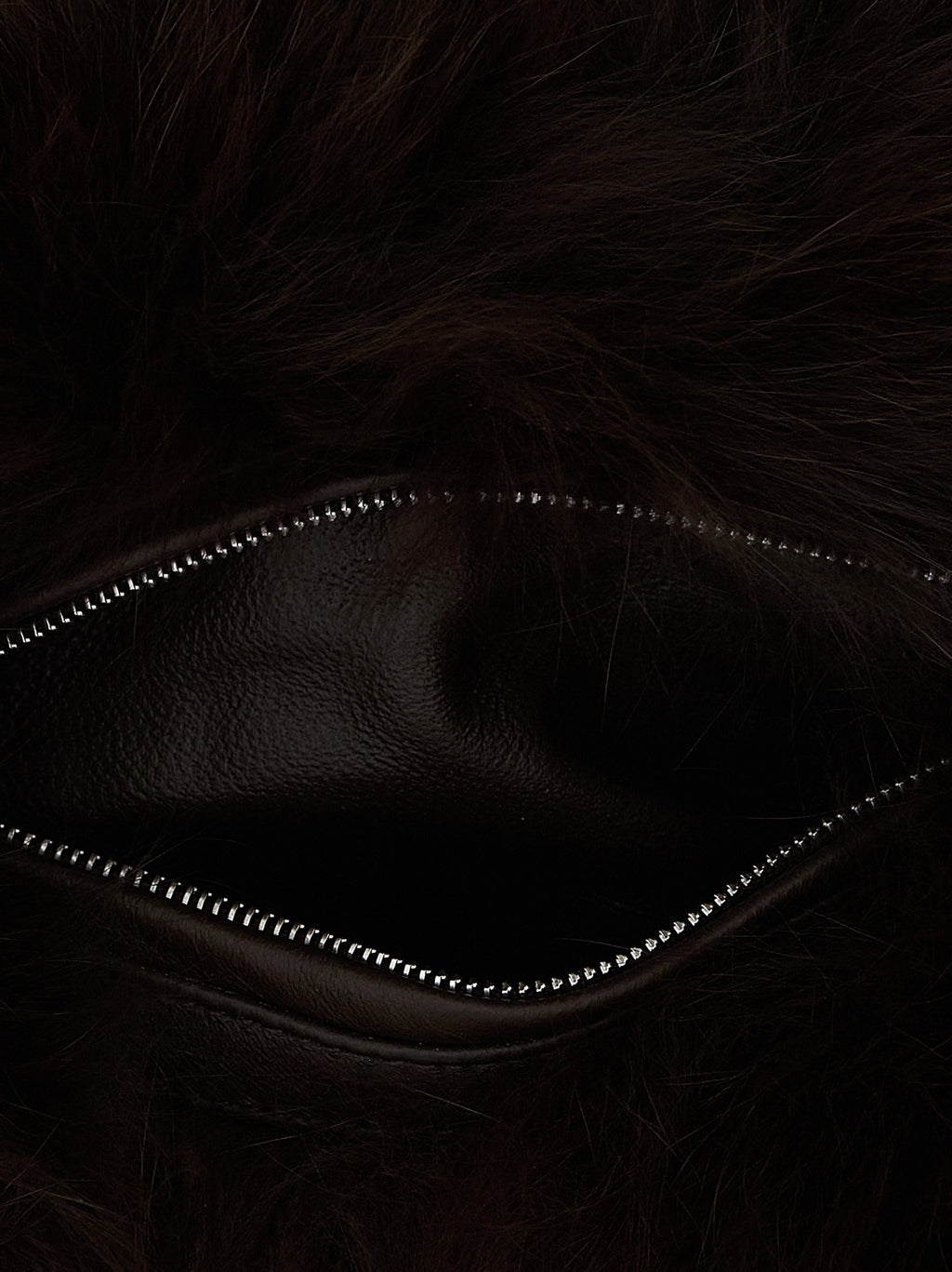 2-in-1 fur sleeve 4
