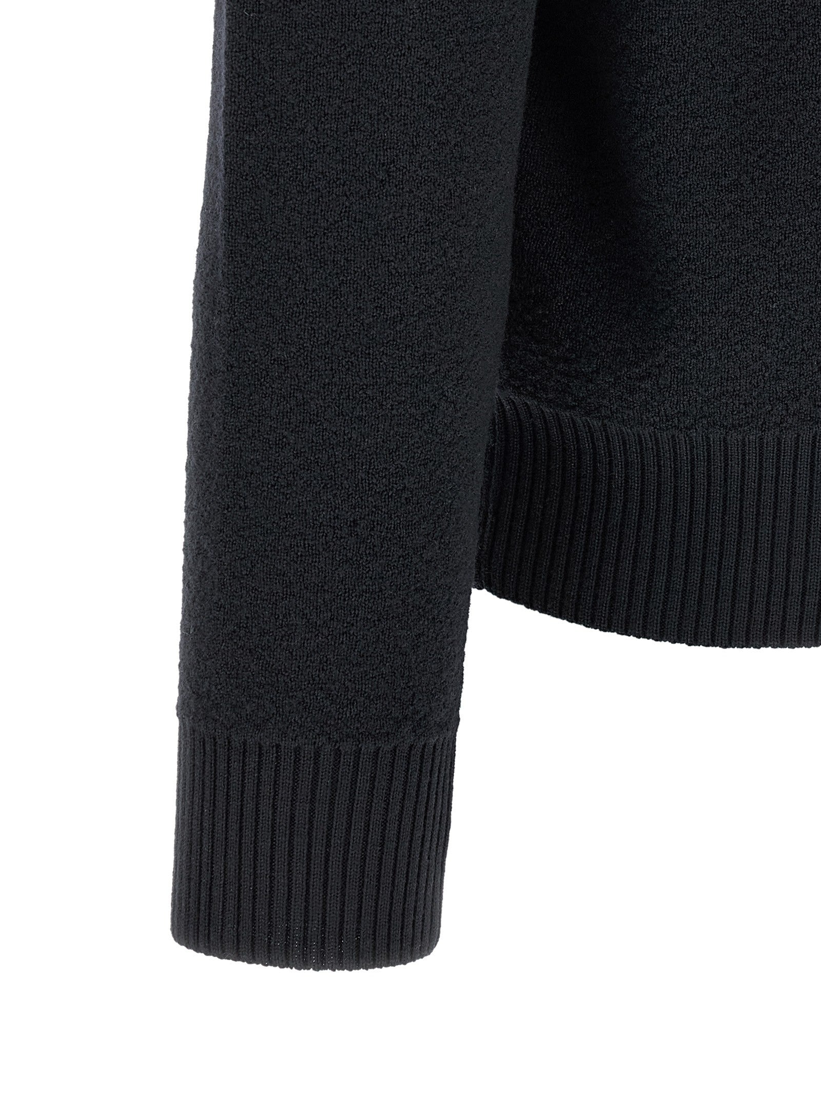 '5100011' sweater 4