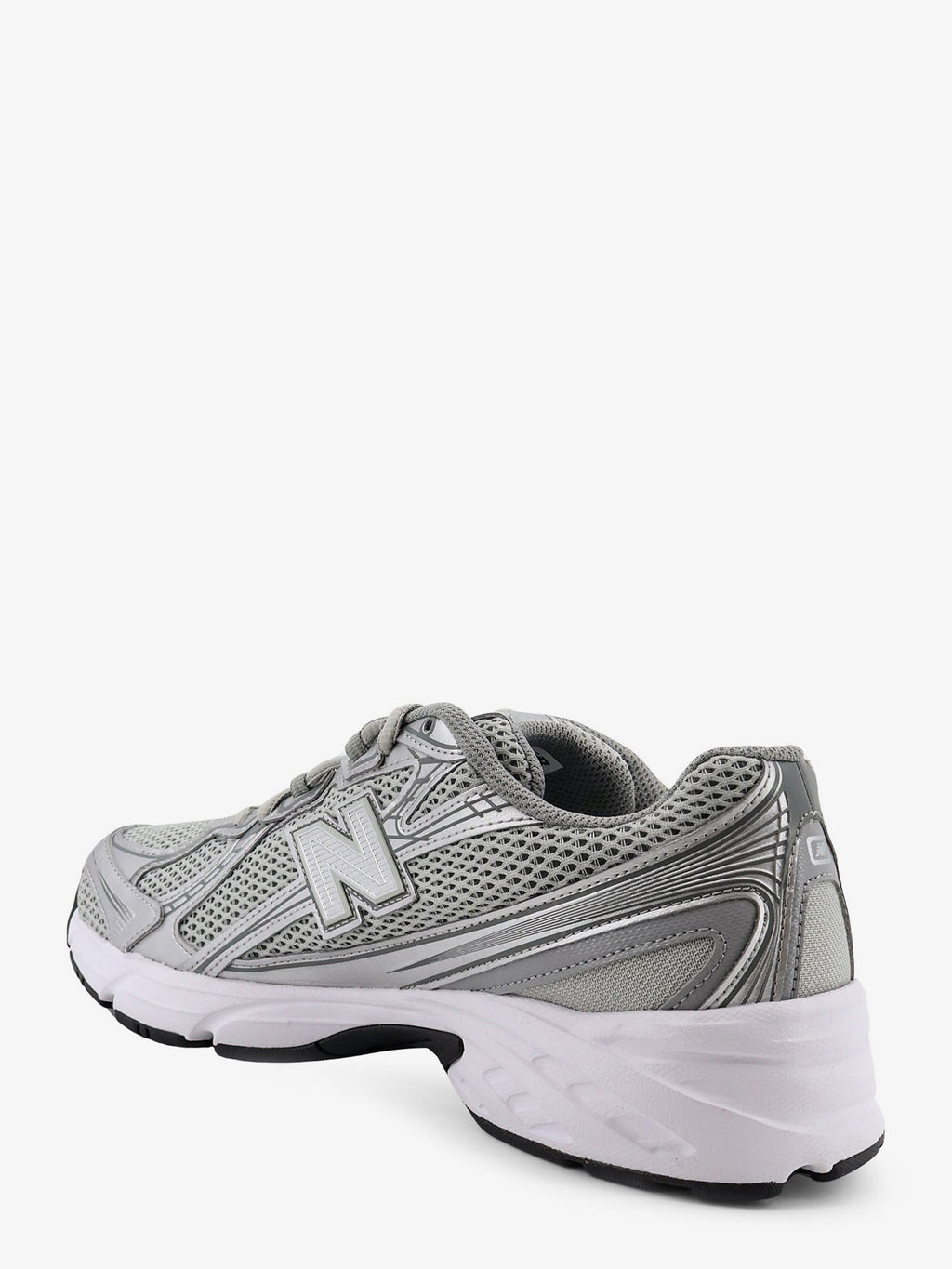 740 mesh sneakers with iconic contrasting side logo 3