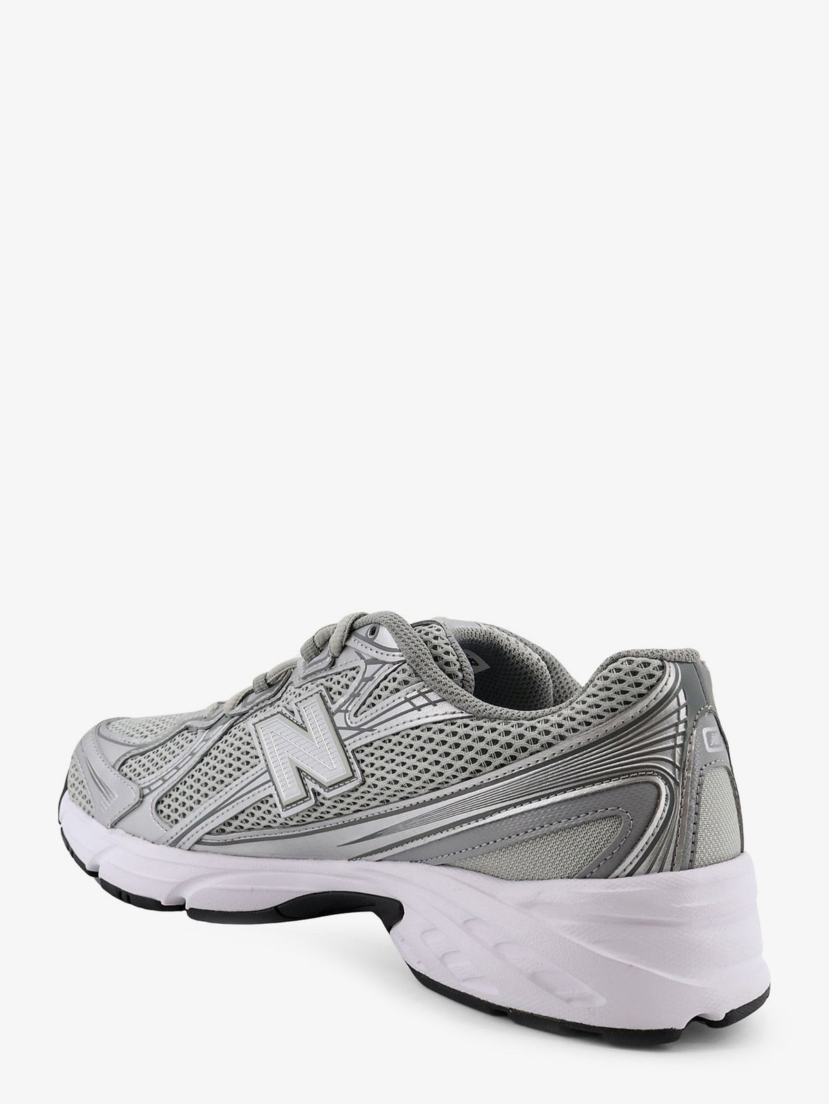 740 mesh sneakers with iconic contrasting side logo 3