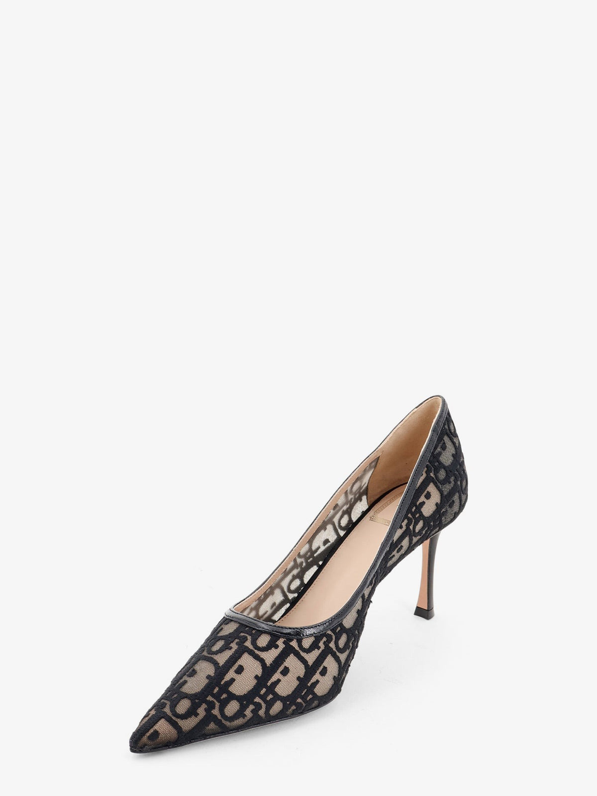 Adiorable pump with black Dior Oblique emboidery 4