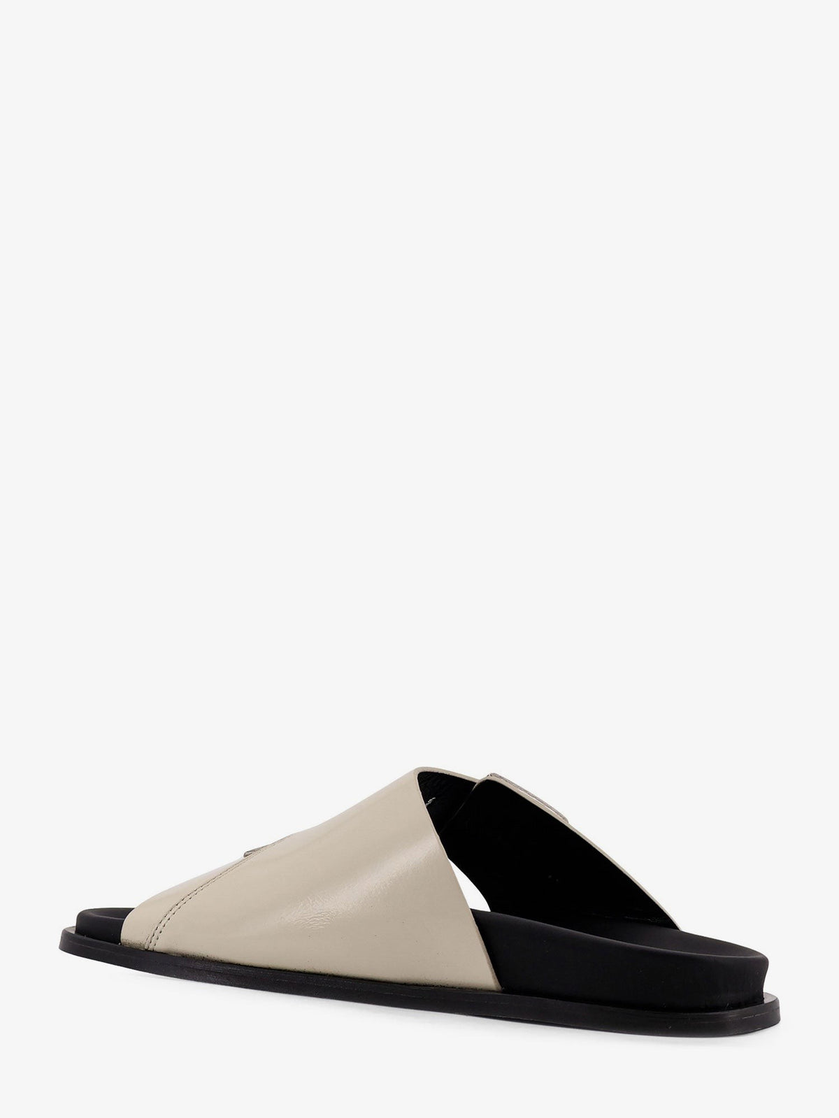 Alba low leather sandals 3
