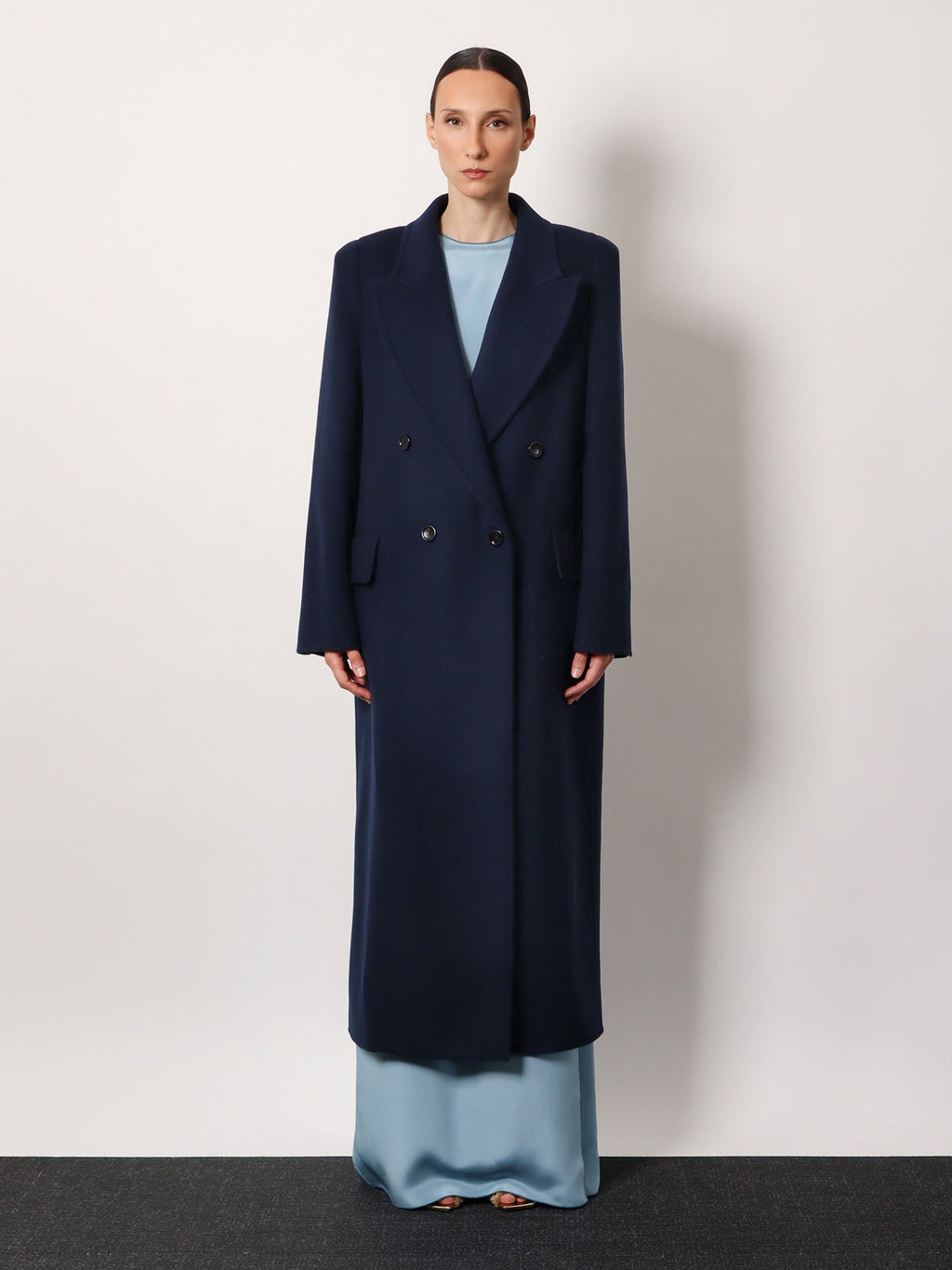 Albania 1234 Max Mara sfilata virgin wool and cashmere coat 3