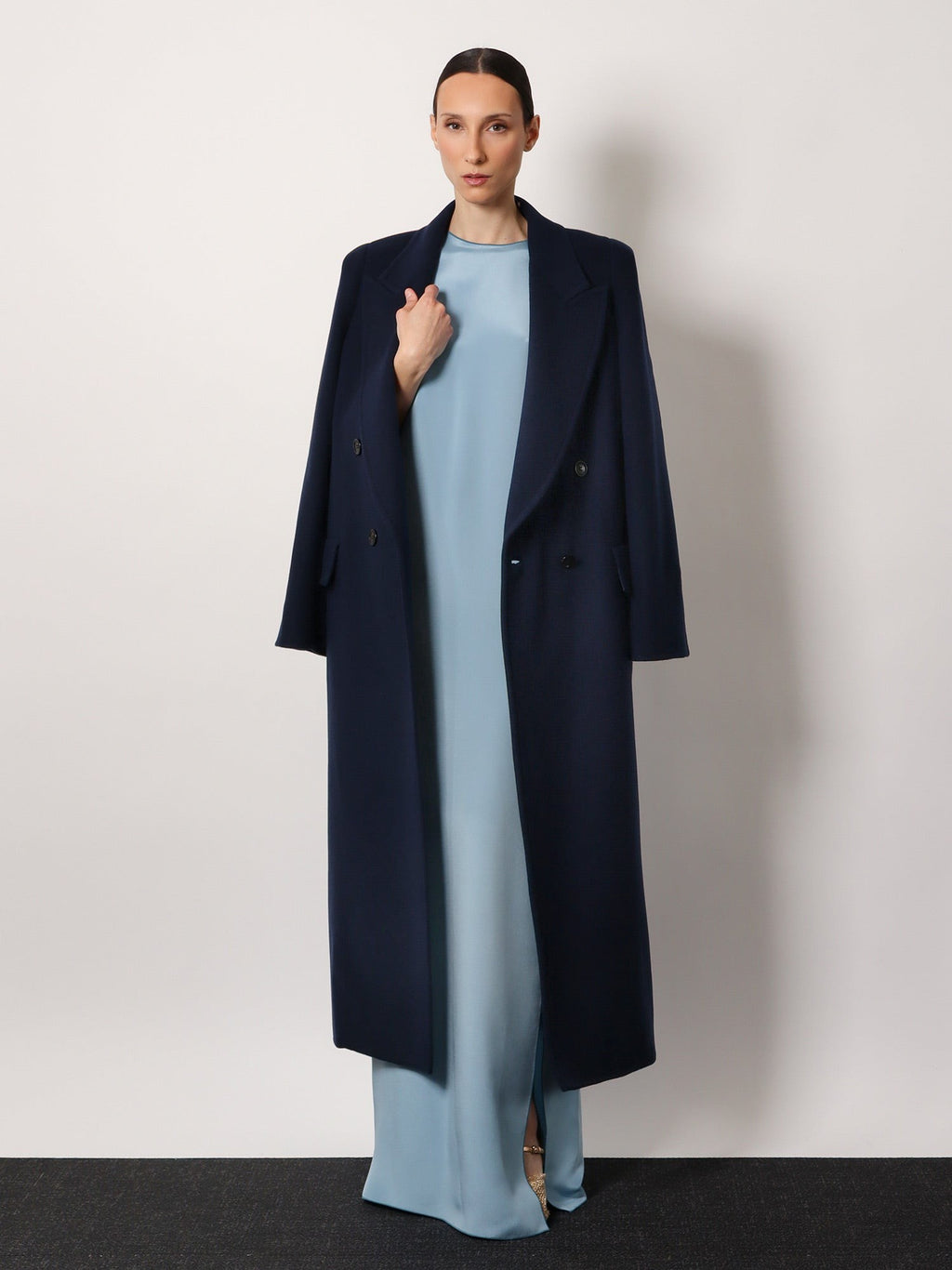 Albania 1234 Max Mara sfilata virgin wool and cashmere coat 2