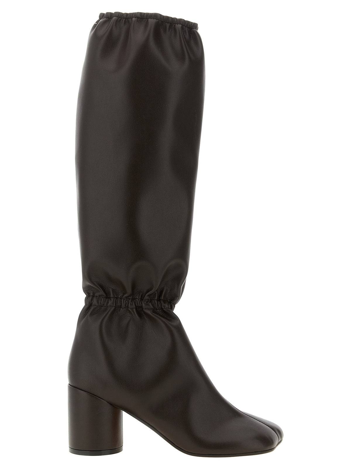 'Anatomic' boots