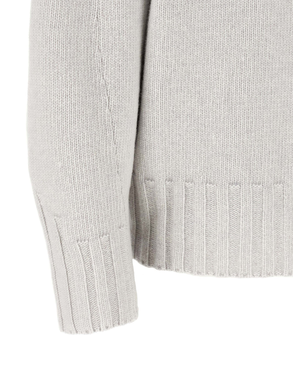 Asymmetrical hem sweater 4