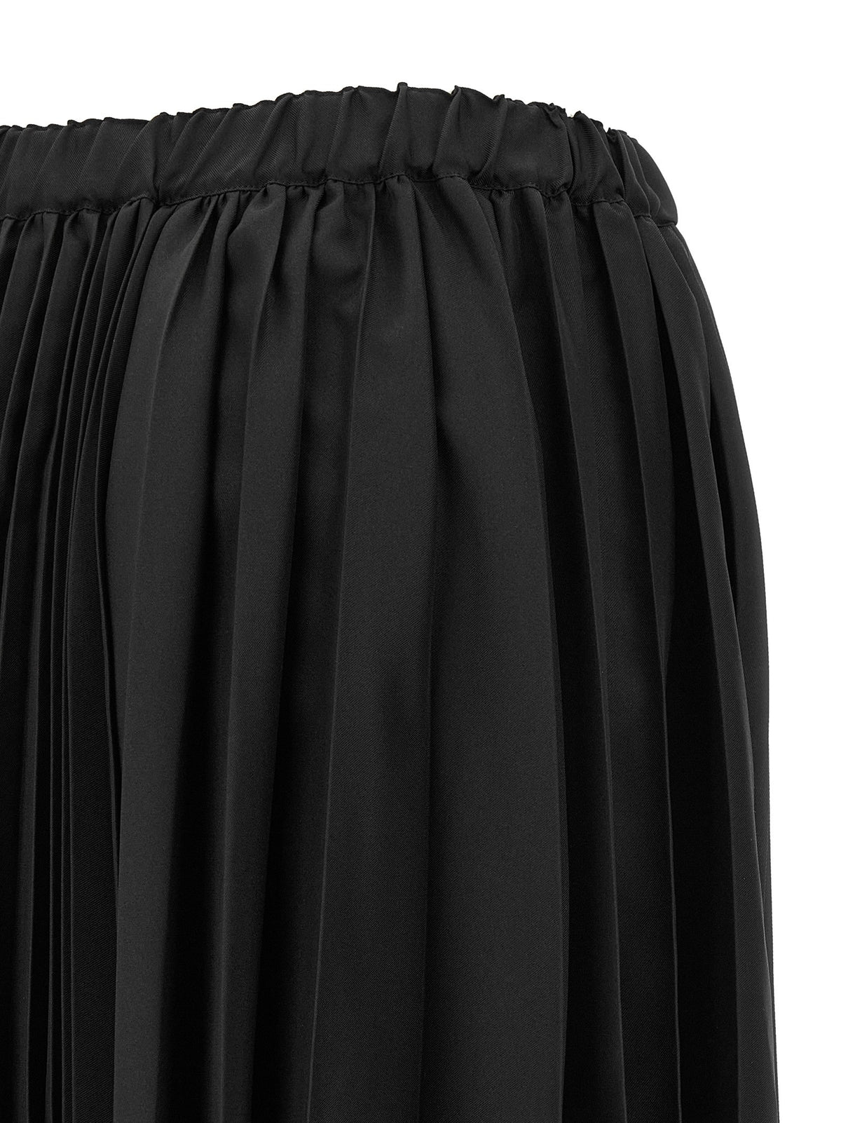 Asymmetrical pleated skirt 4
