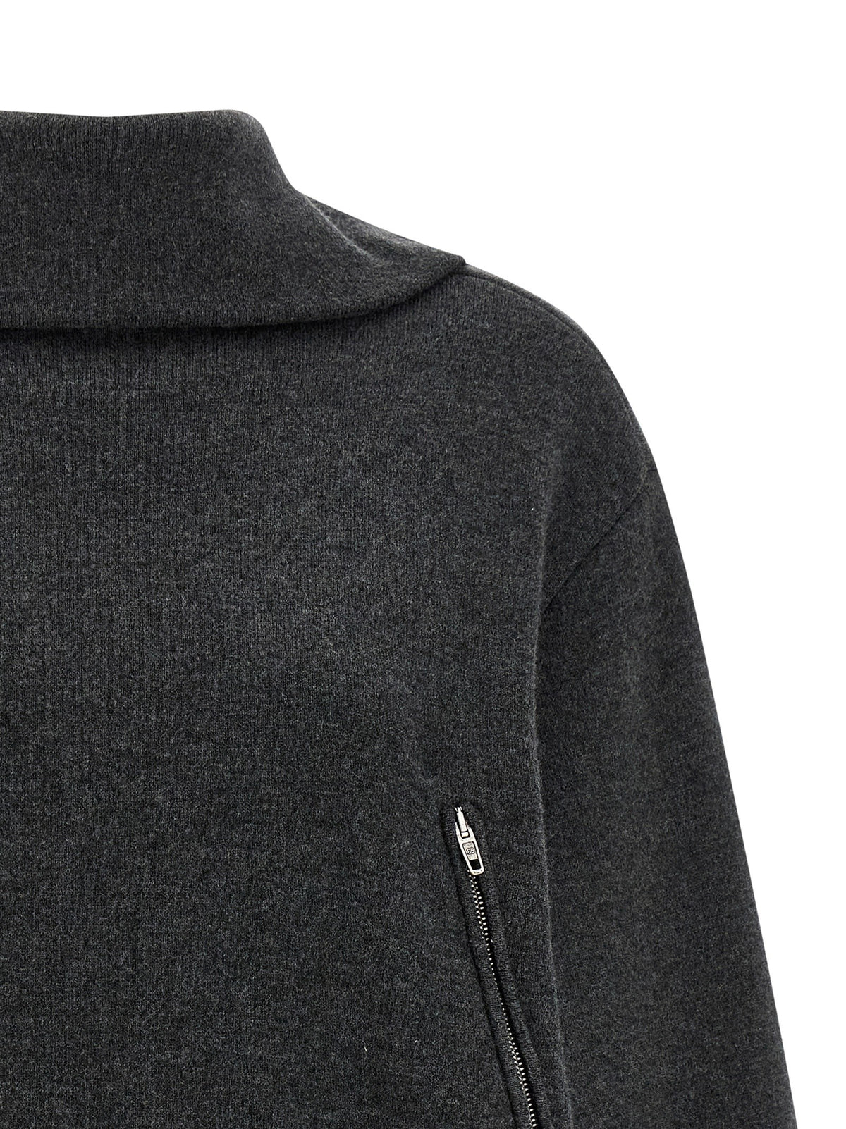 'Back-to-Front' sweater 3
