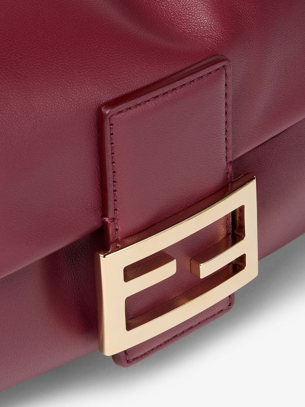 Baguette Soft Medium Leather shoulder bag 5