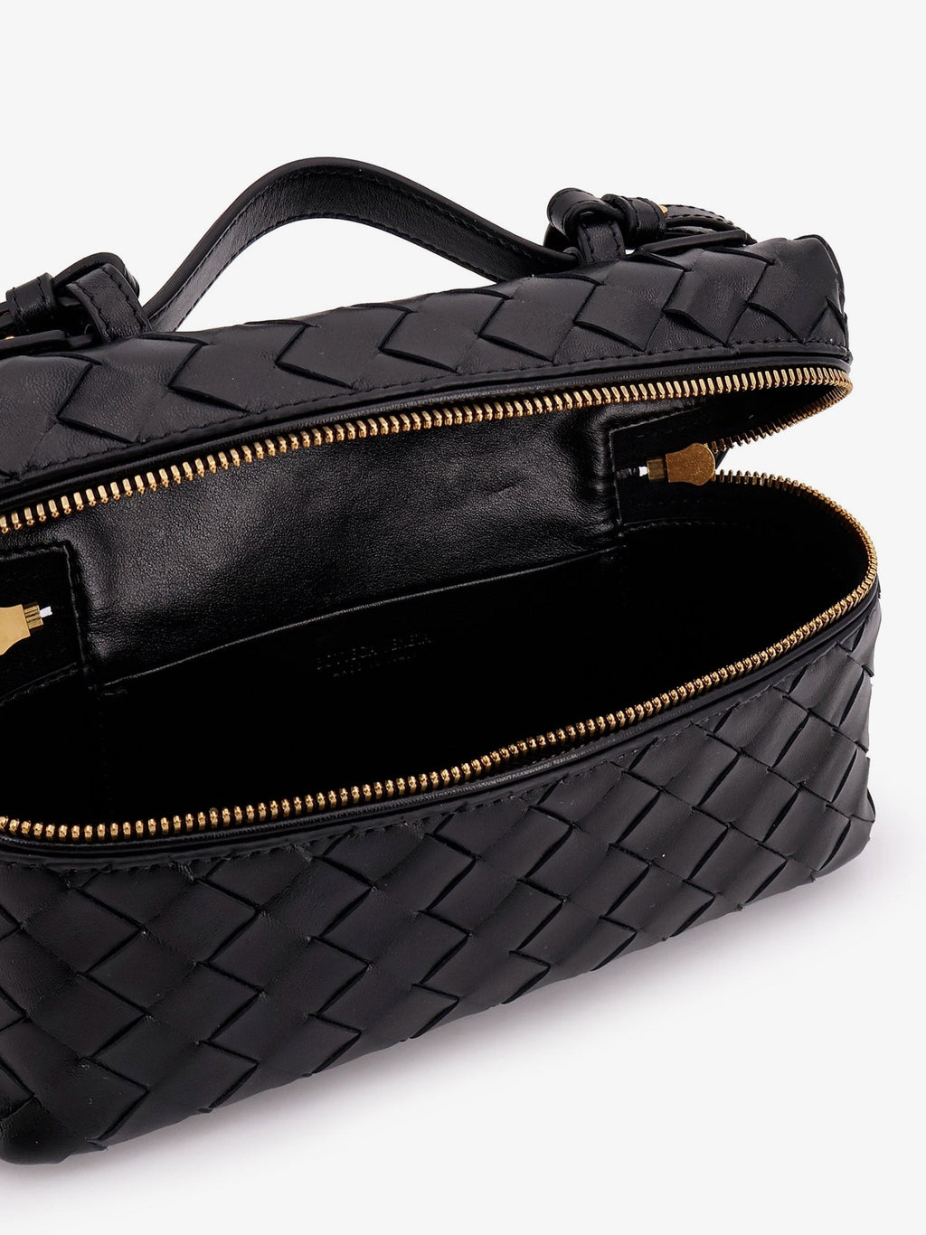 Bang Bang Intrecciato leather vanity case 5