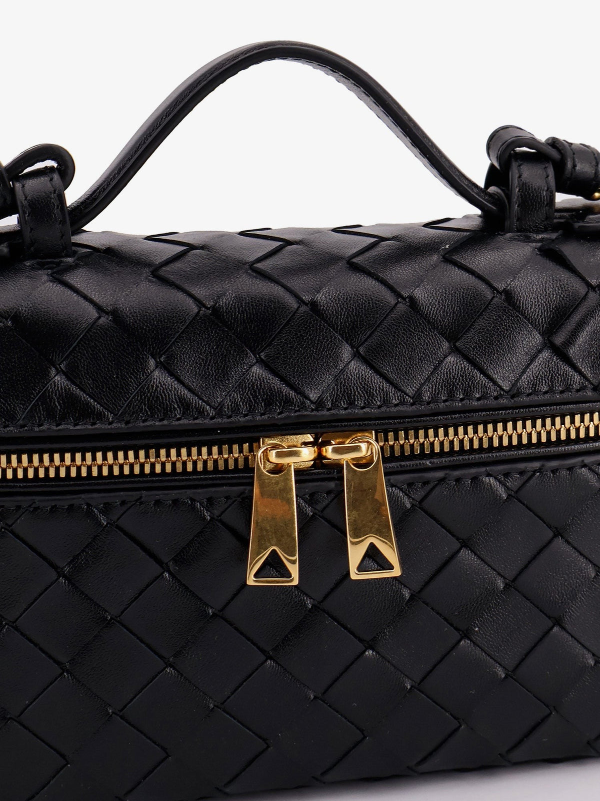 Bang Bang Intrecciato leather vanity case 4