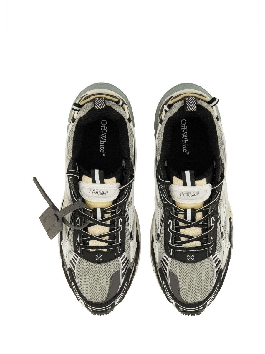 "BE RIGHT BACK" SNEAKER 6