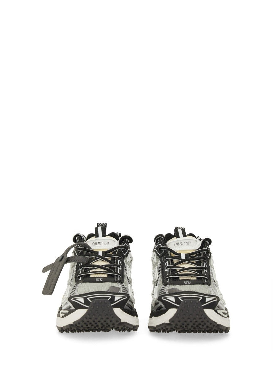 "BE RIGHT BACK" SNEAKER 4