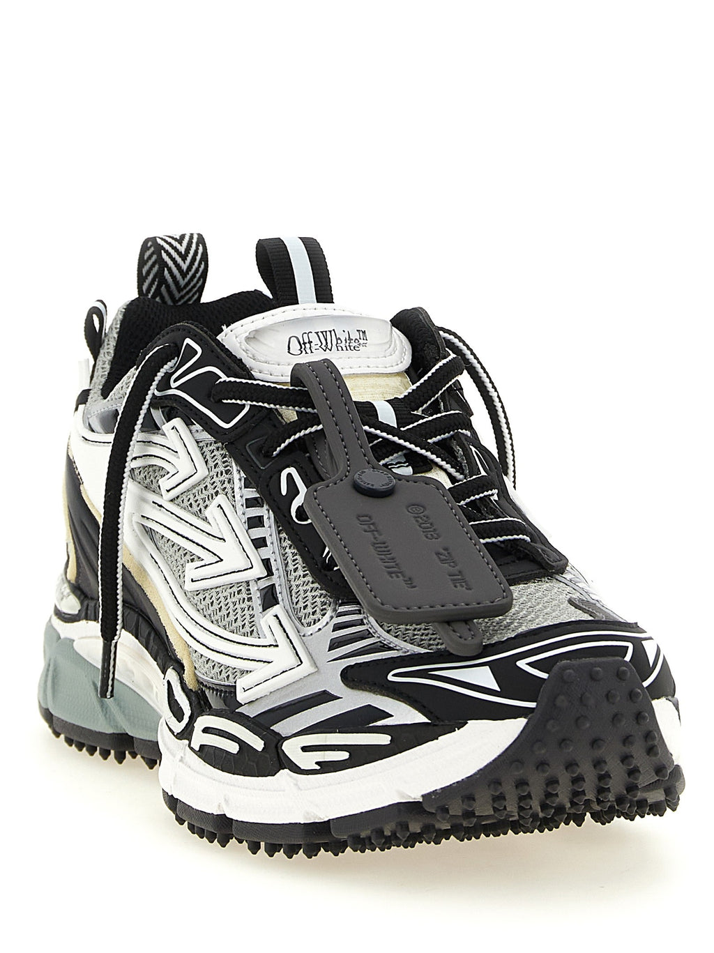 'Be Right Back' sneakers 3