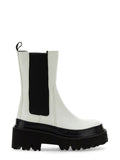 BEATLE BOOT