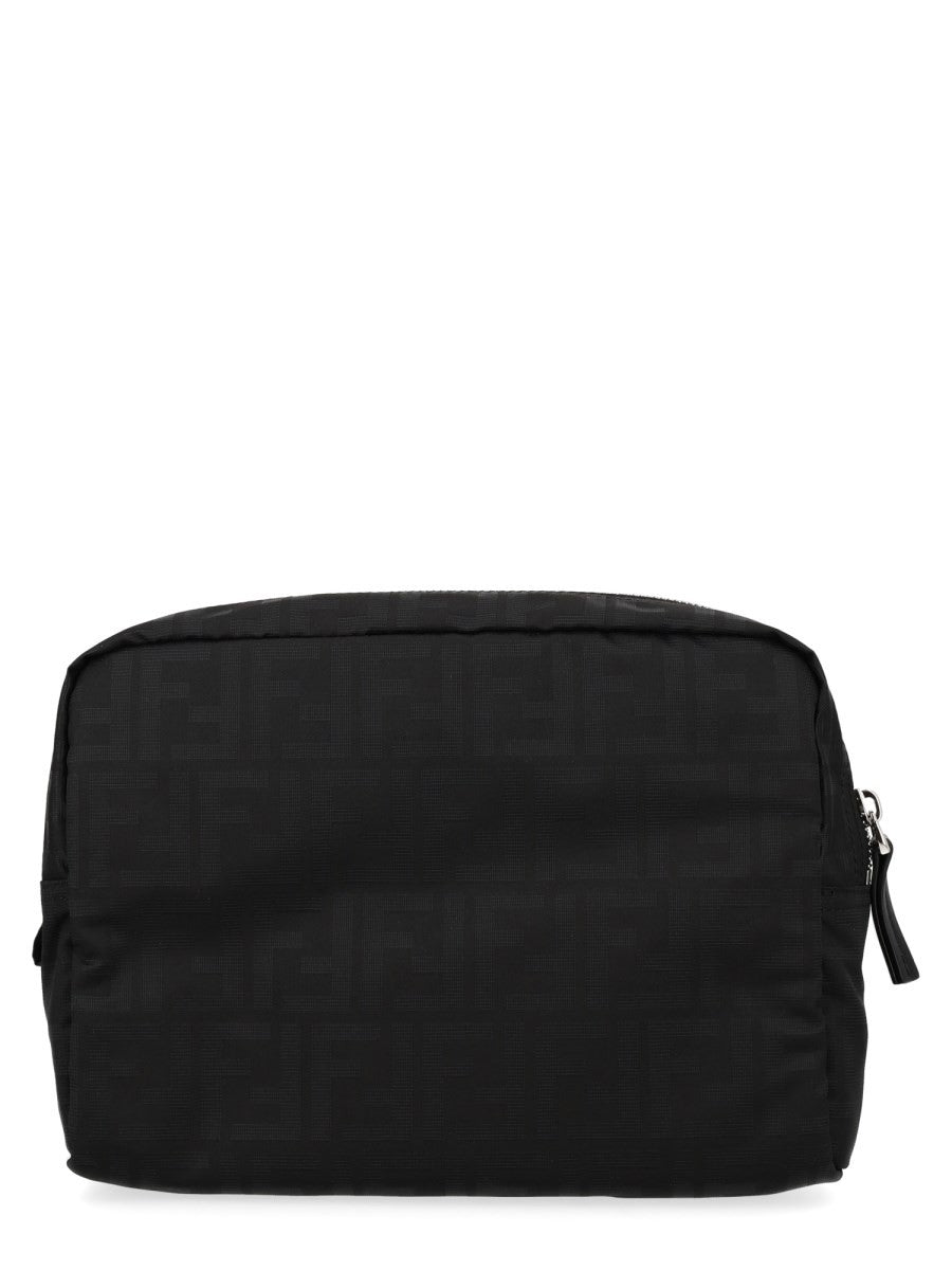 Beauty Case Medium in Tessuto Superlight FF 2