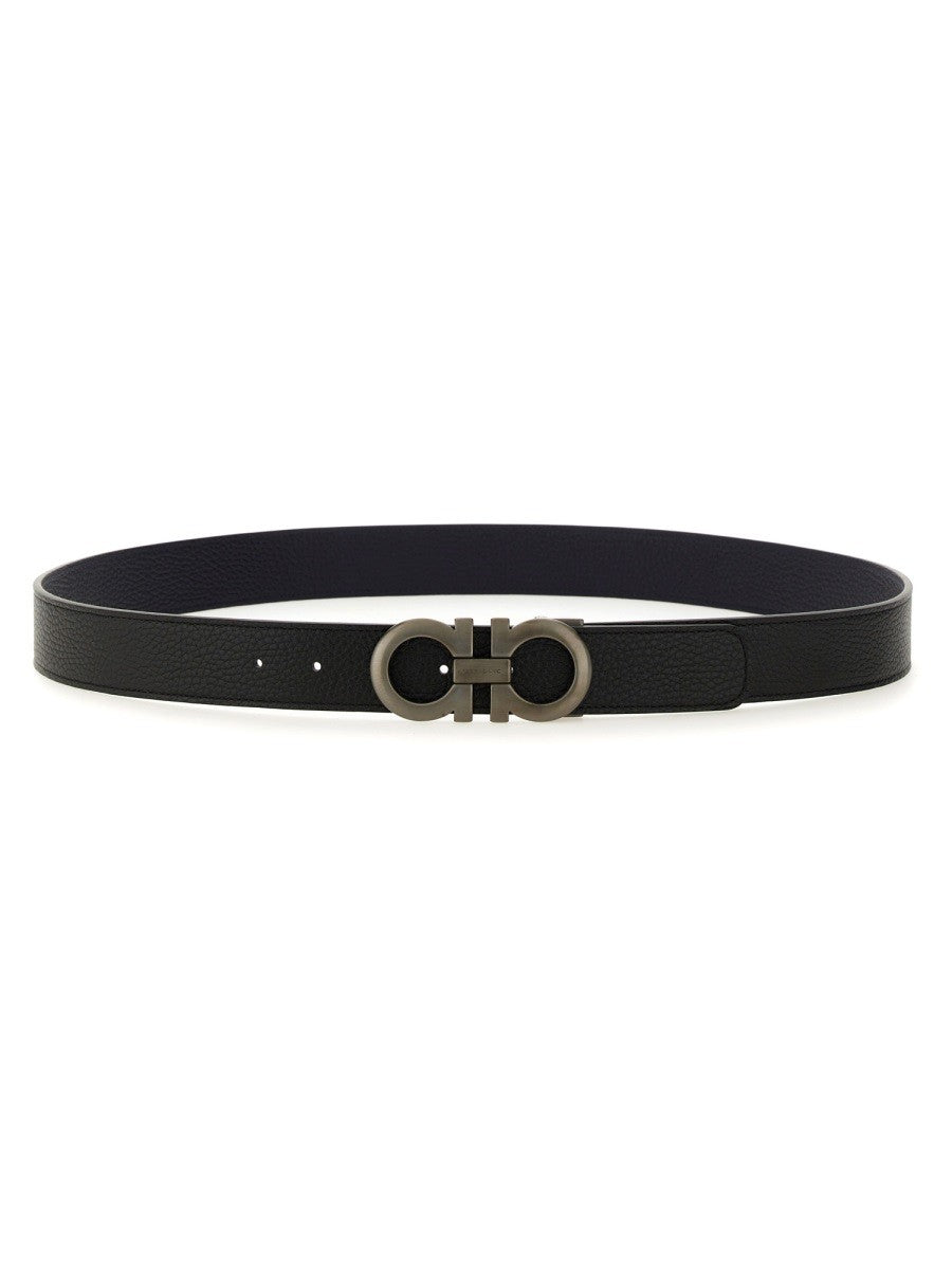 BELT WITH HOOKS