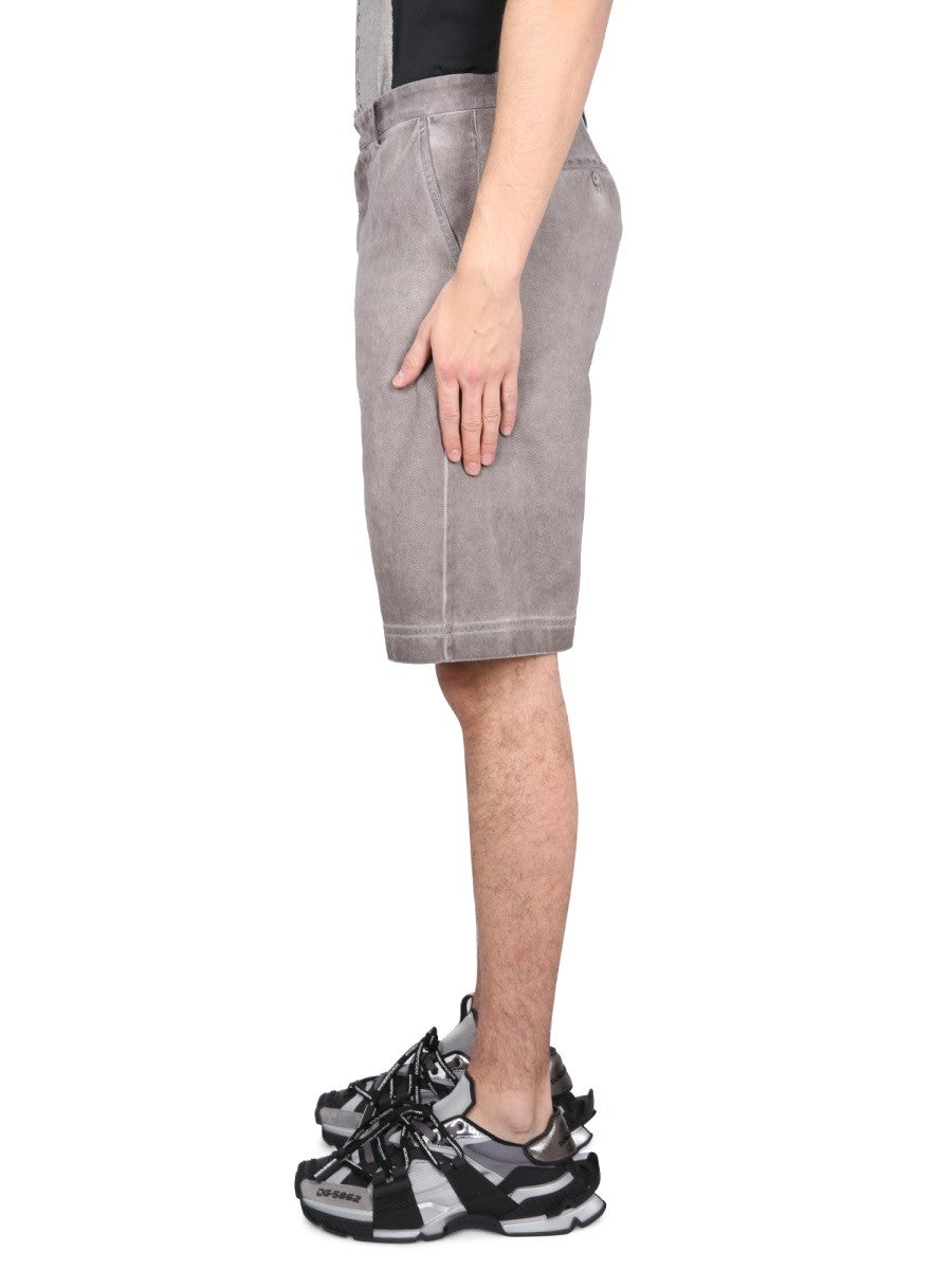 BERMUDA SHORTS WITH LOGO PLAQUE 3