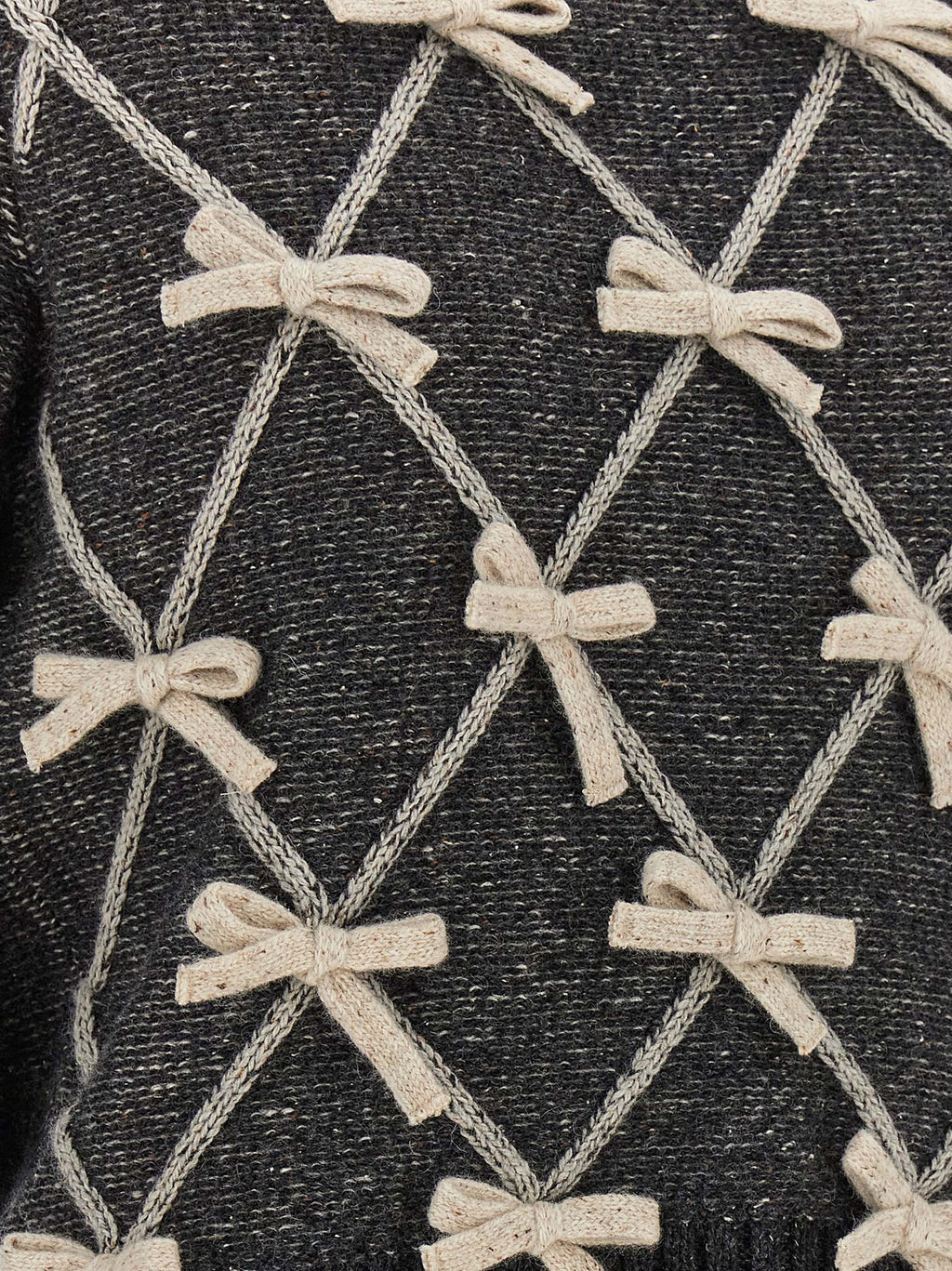 Bow sweater 4