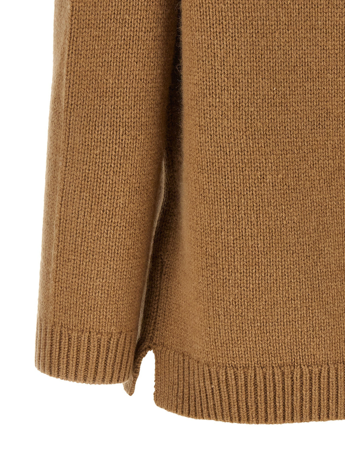 Camel wool sweater 4
