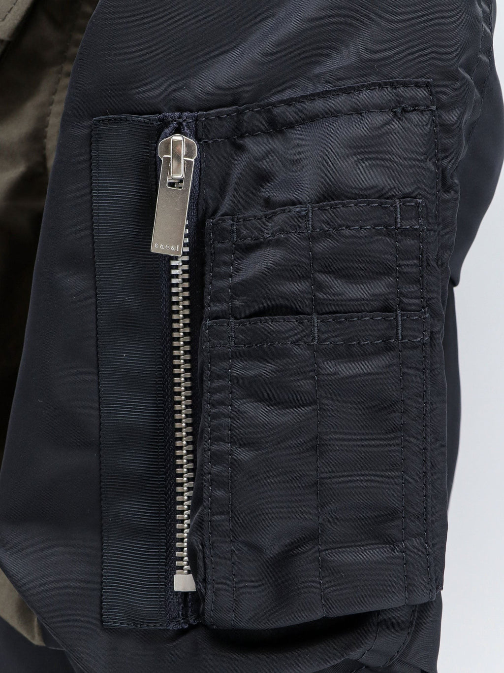 Canvas jacket with nylon sleeves 3
