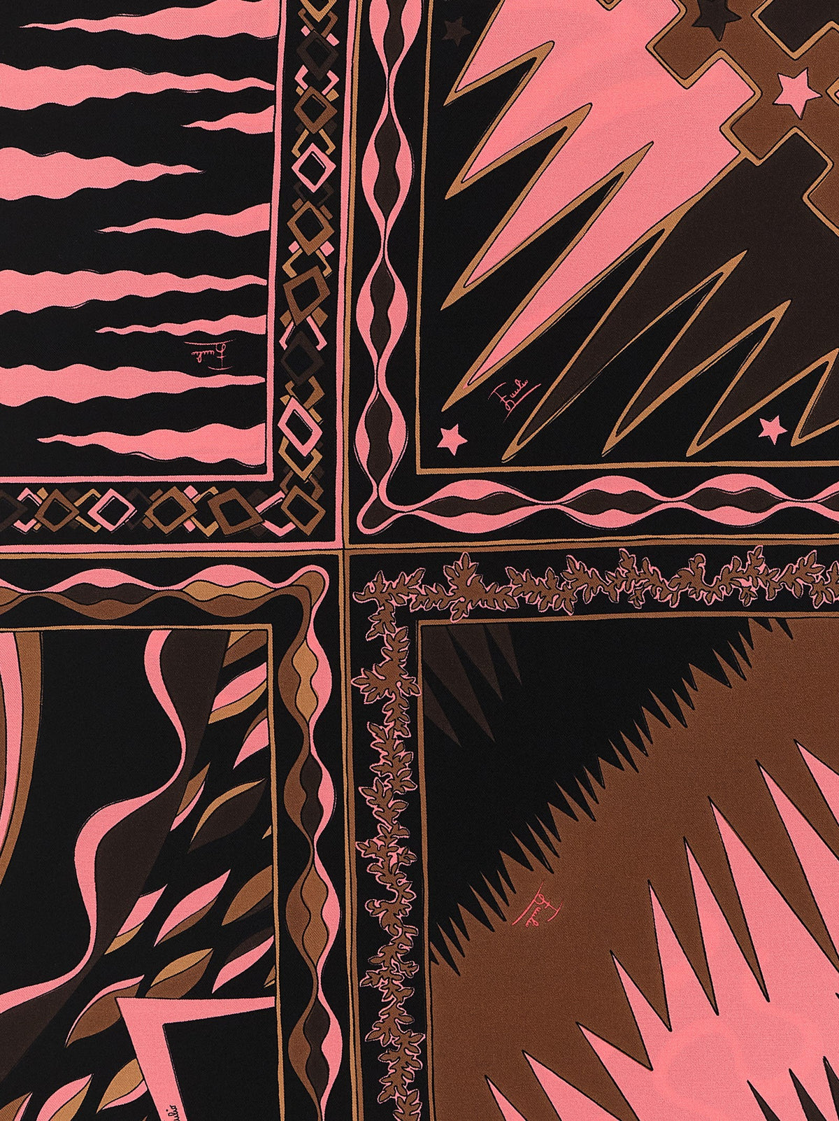 Carré mix of prints 3