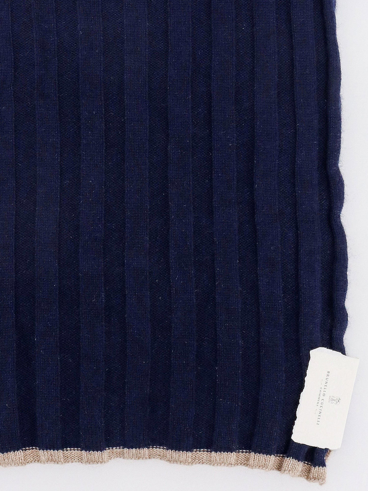 Cashmere scarf 3