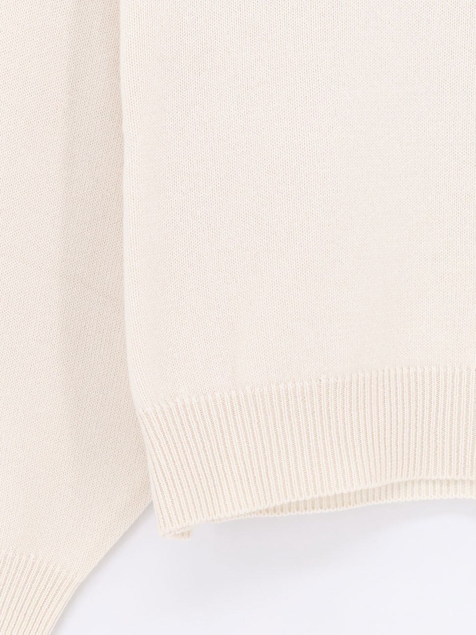 Cashmere turtleneck with Monili detail on the back 3