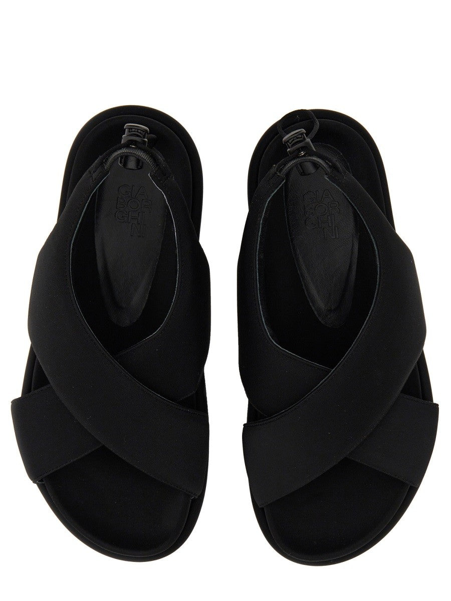 CHUNKY SANDAL. 2