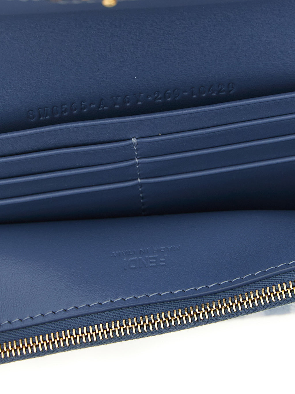 'Continental Baguette' wallet on chain 4