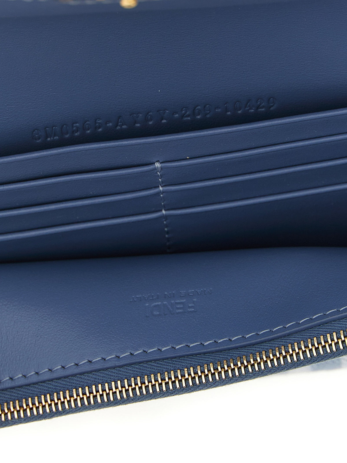 'Continental Baguette' wallet on chain 4