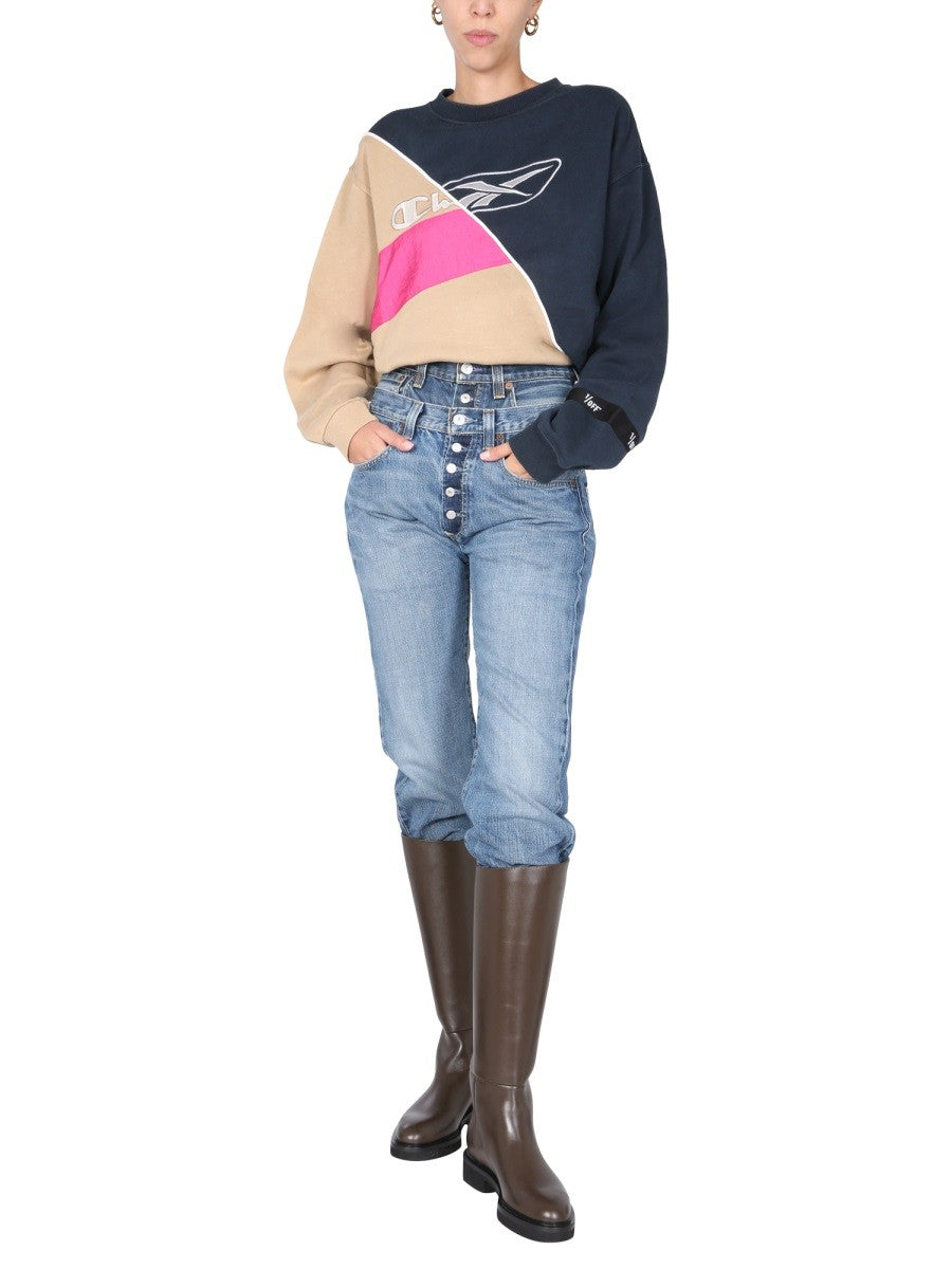 CREW NECK SWEATSHIRT 2