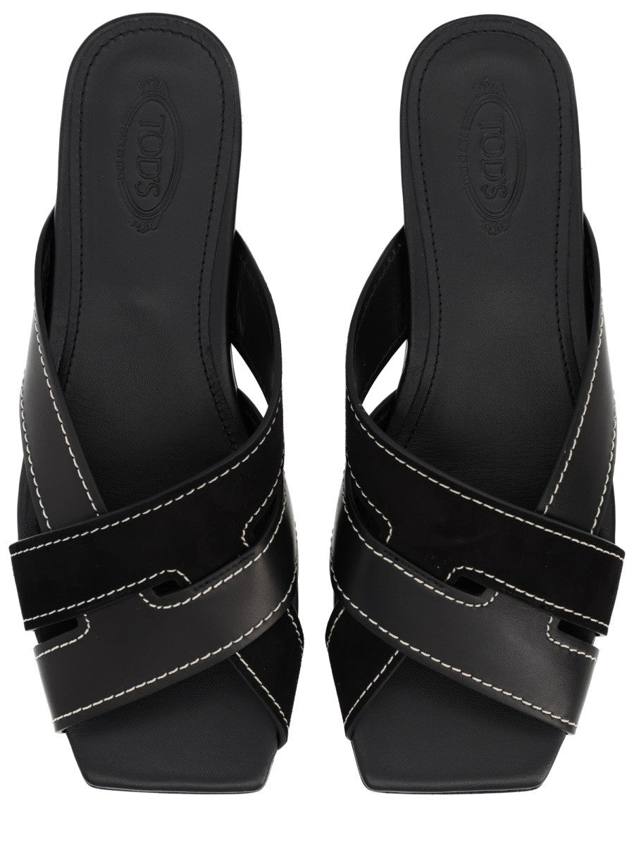 CROSS-STRAP SANDAL 5