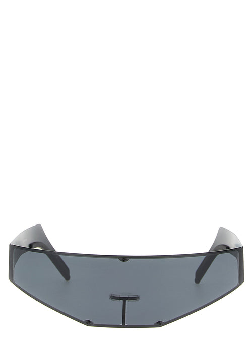 'Cyclops' sunglasses