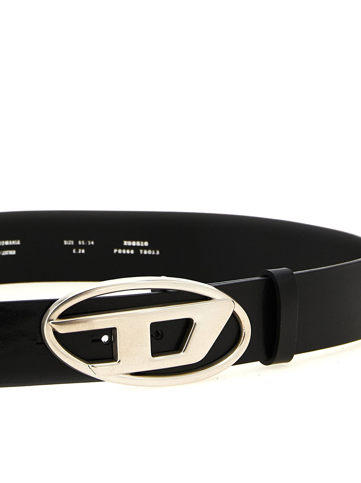 D logo belt 3