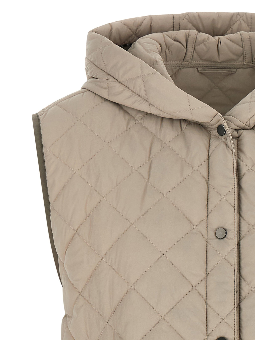 Diamond-shaped vest 3