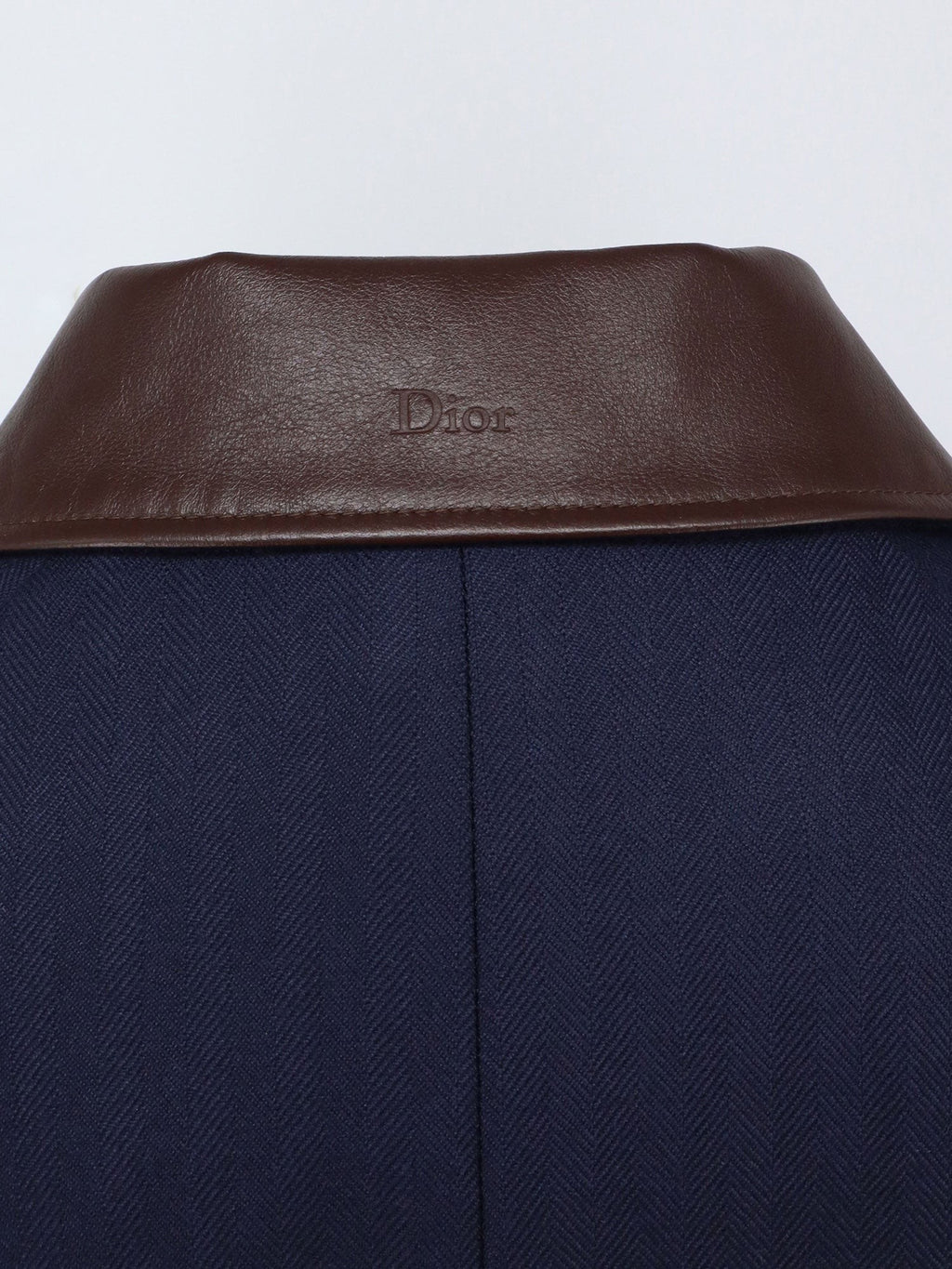 Dior Icons cashmere coat with leather collar 3