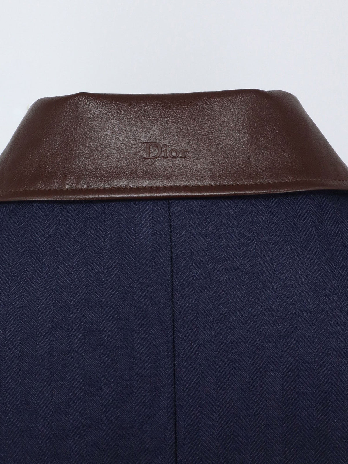 Dior Icons cashmere coat with leather collar 3