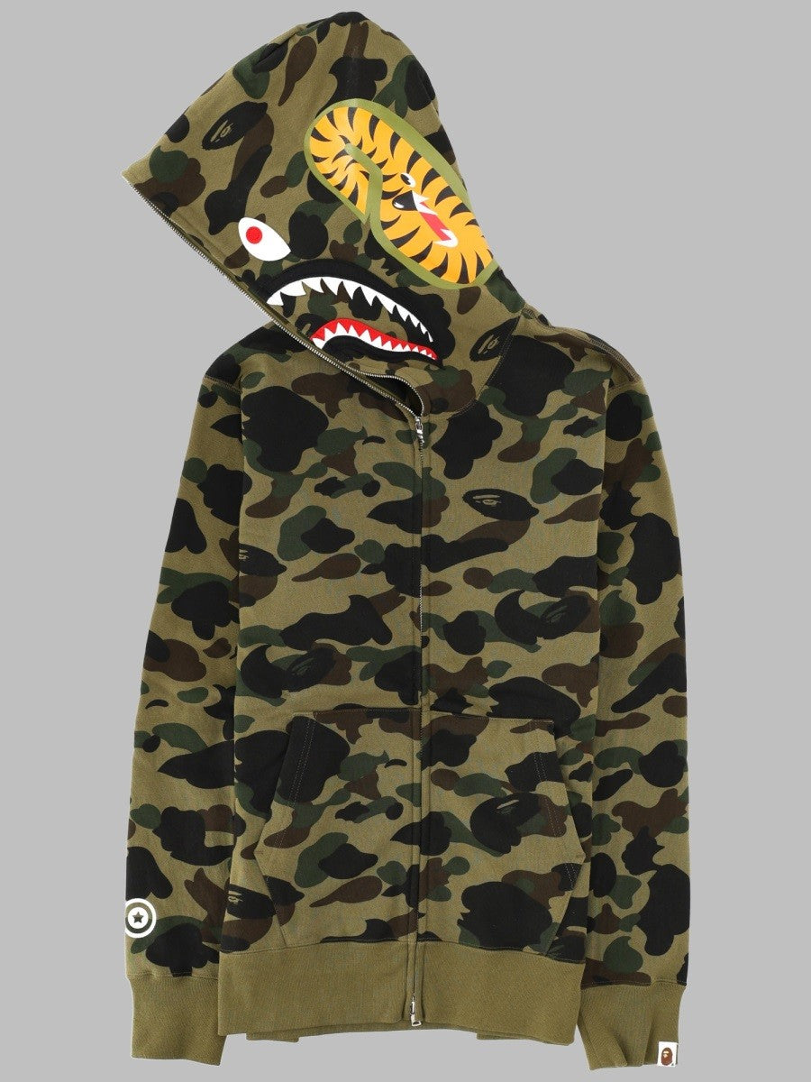 FELPA "SHARK" CON CAPPUCCIO 2