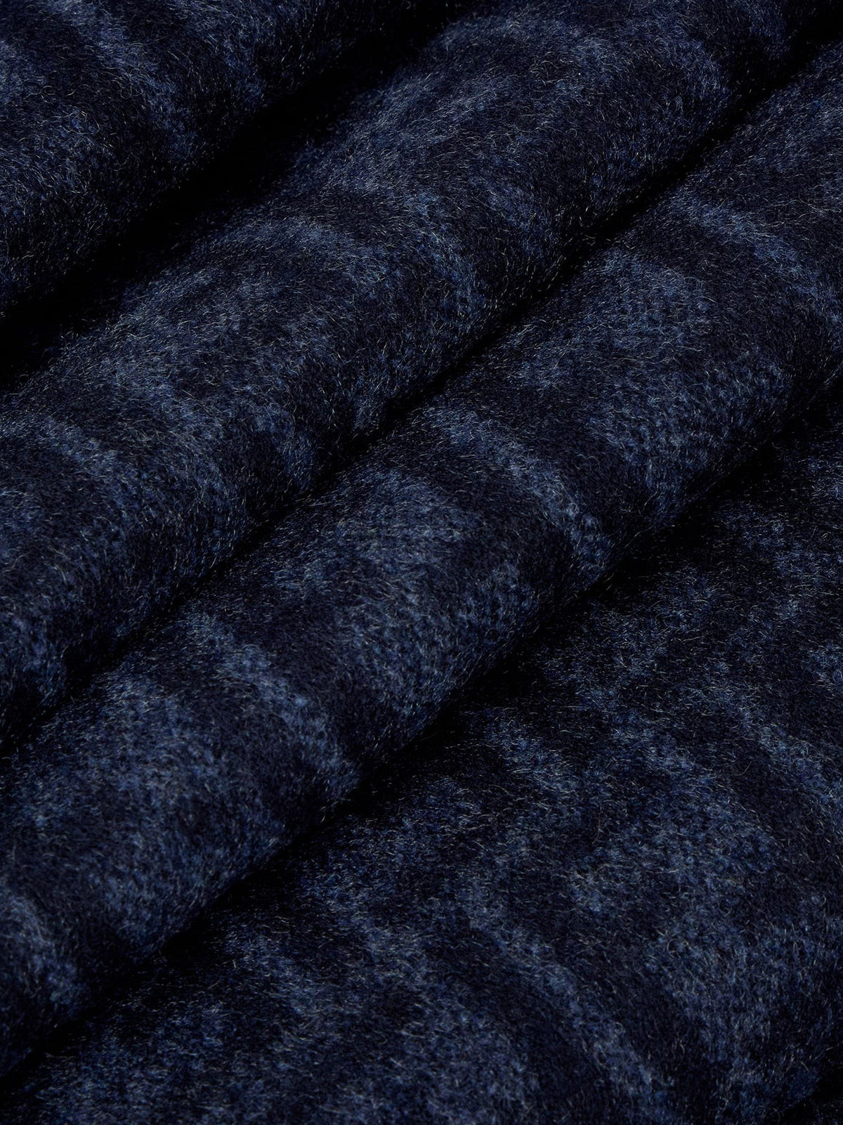 FF Zucca wool and cashmere scarf 2