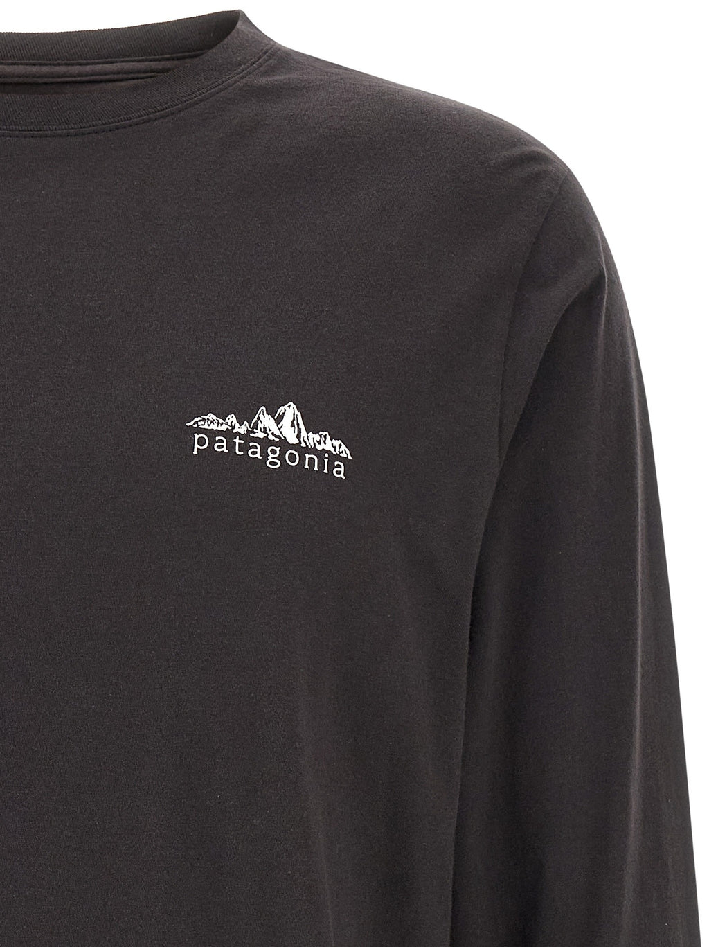 'Fitz Roy Foothills' T-shirt 3