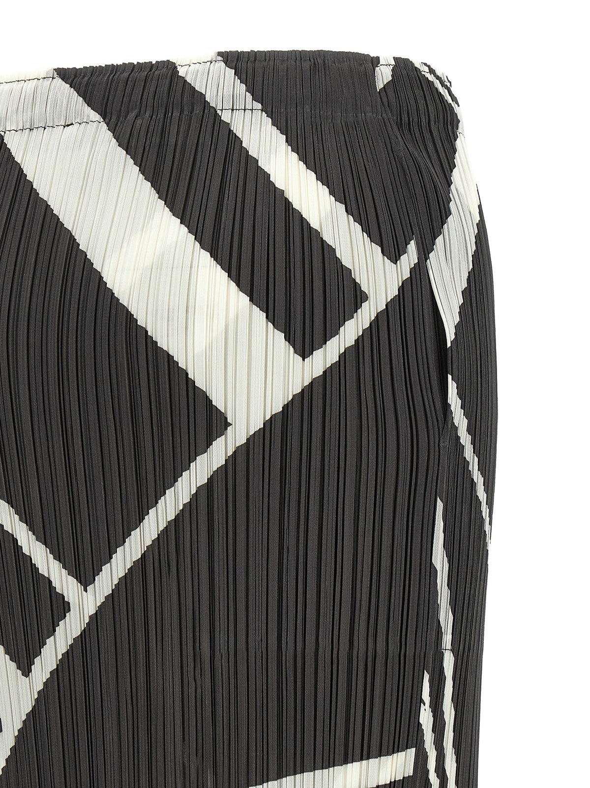 'Fold Line' skirt 4