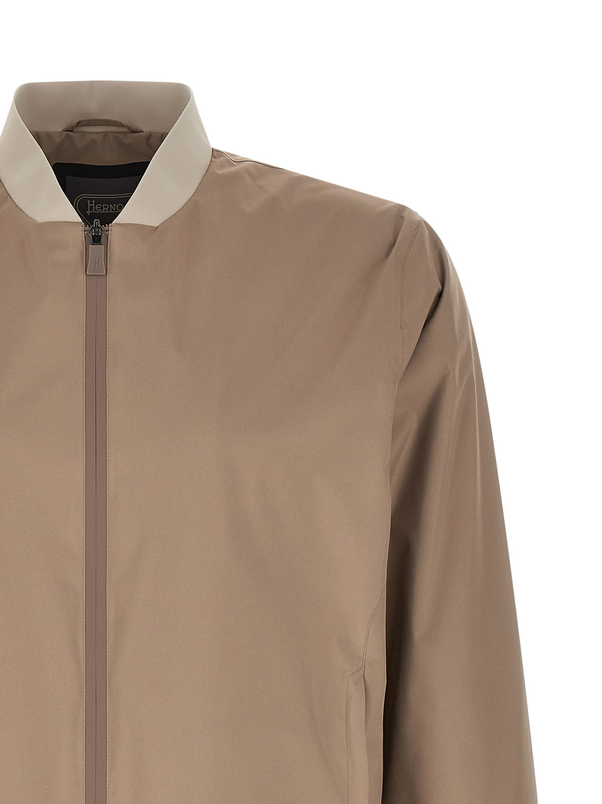 'Functional' bomber jacket 3