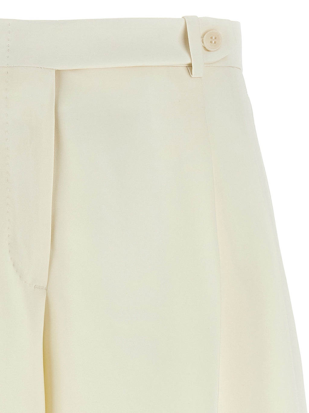 'Gaia' shorts 3