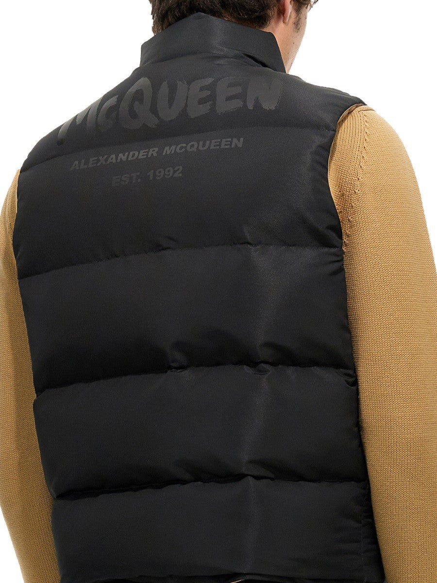 GRAFFITI LOGO PRINT DOWN VEST 4
