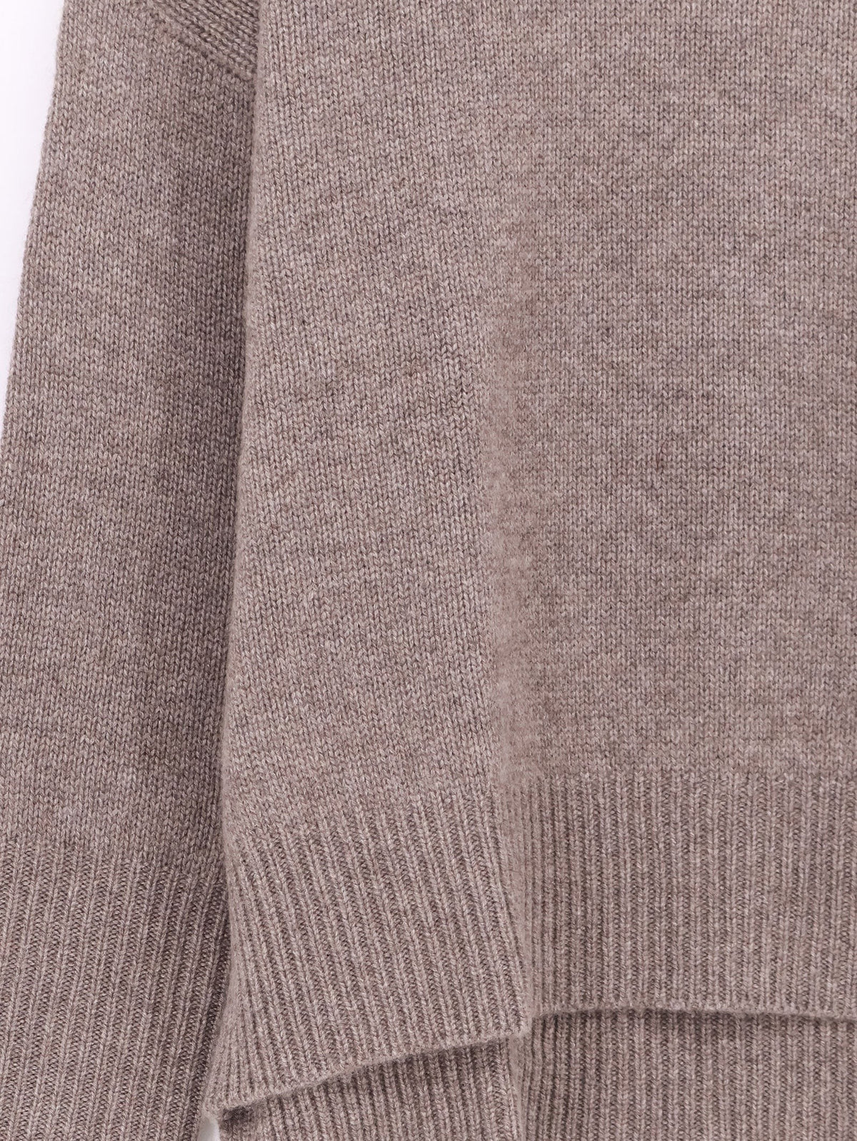 Heidi cashmere turtleneck 3