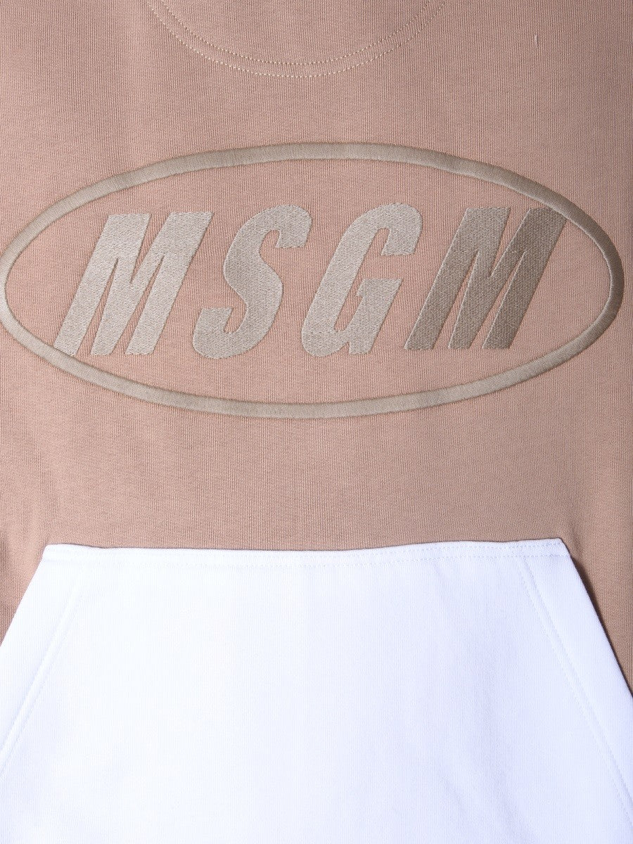 HOODED SWEATSHIRT 4