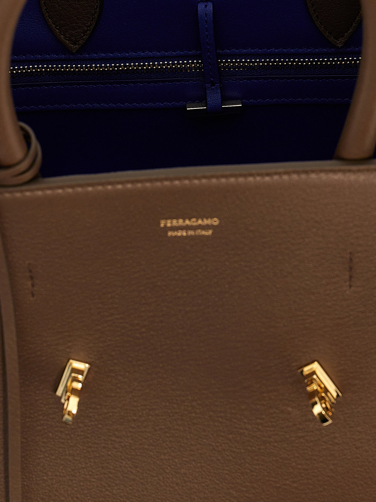 'Hug (S)' handbag 4