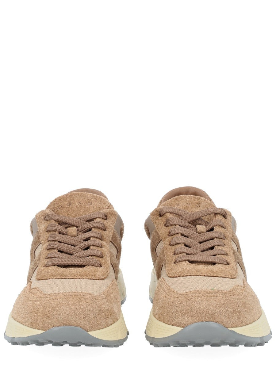 "HYPERLIGHT" SNEAKER 3